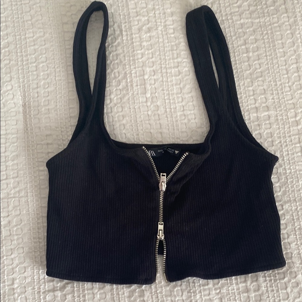 Zara Black Zippered Crop Top